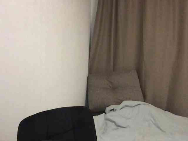 MilaBi-192569 webcam