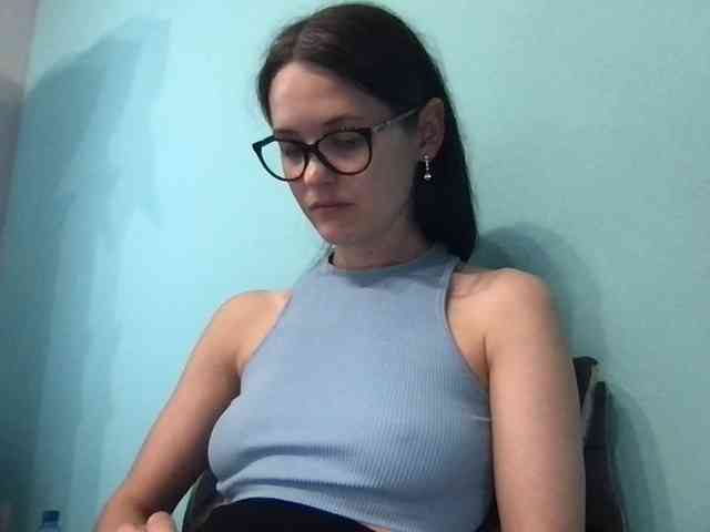 MilaBi-192569 webcam