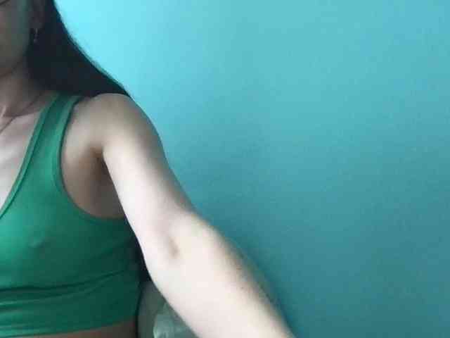MilaBi-192569 webcam