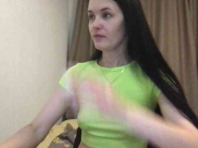 MilaBi-192569 webcam