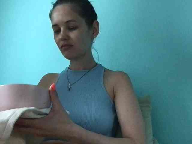 MilaBi-192569 webcam