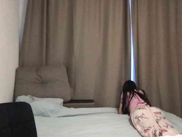 MilaBi-192569 webcam