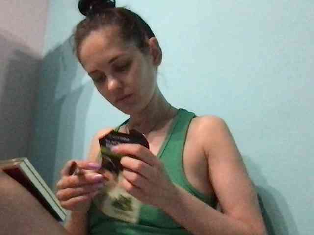 MilaBi-192569 webcam