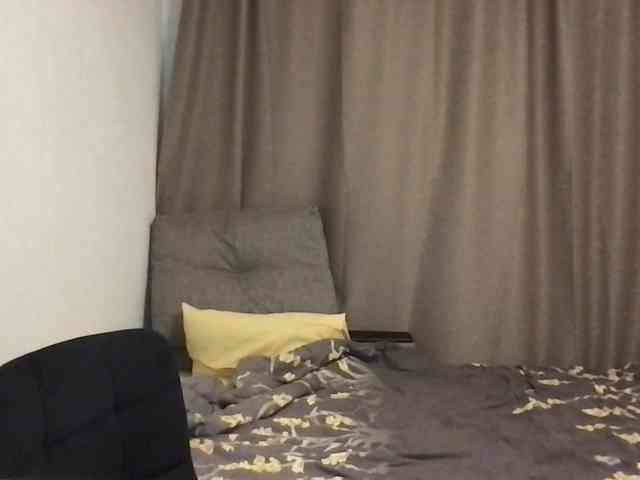 MilaBi-192569 webcam