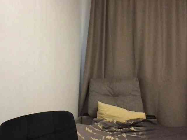 MilaBi-192569 webcam