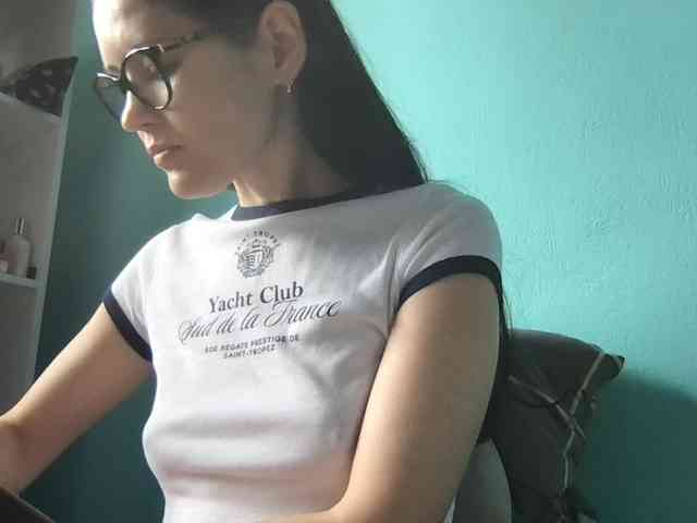 MilaBi-192569 webcam