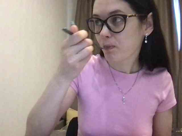 MilaBi-192569 webcam