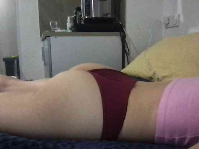 MilaBi-192569 webcam