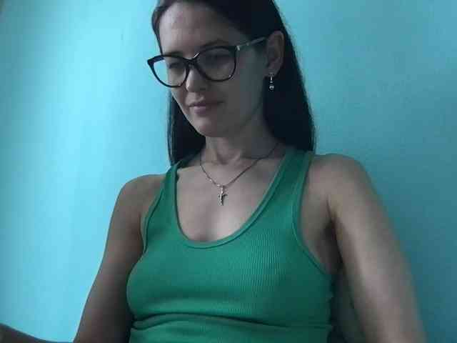 MilaBi-192569 webcam