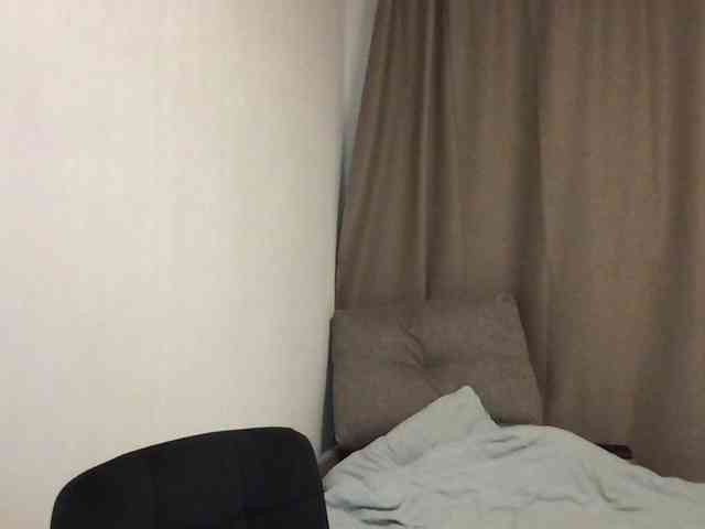 MilaBi-192569 webcam