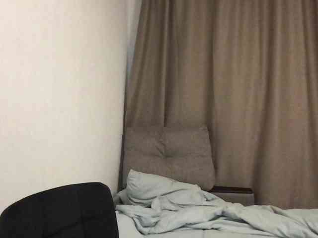 MilaBi-192569 webcam