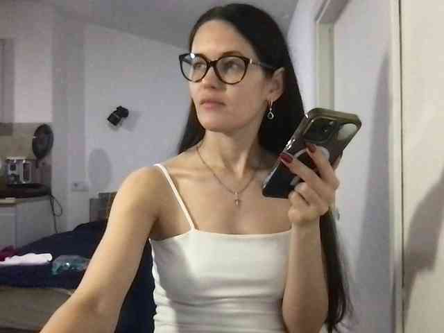 MilaBi-192569 webcam