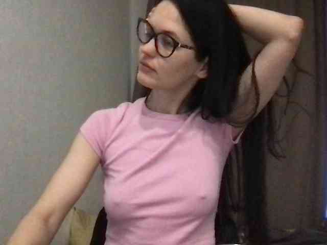 MilaBi-192569 webcam