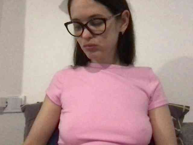 MilaBi-192569 webcam
