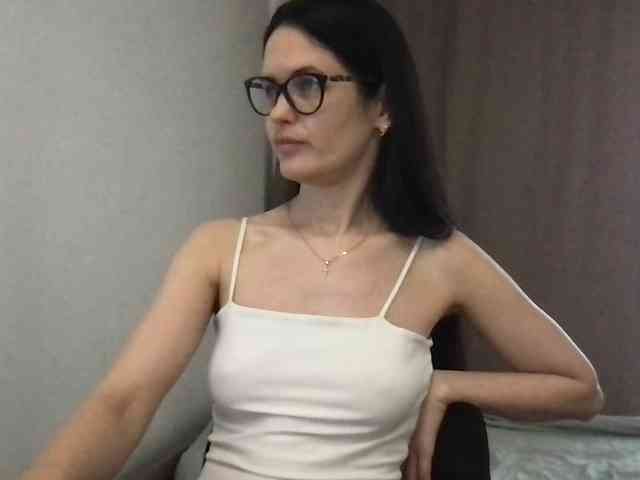 MilaBi-192569 webcam