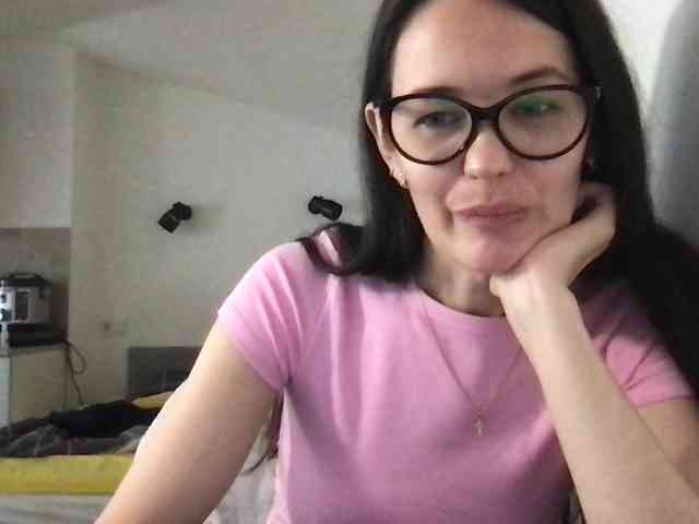 MilaBi-192569 webcam