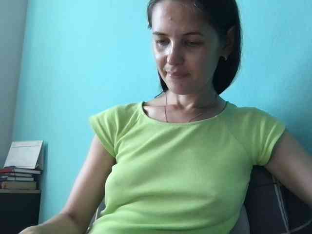 MilaBi-192569 webcam