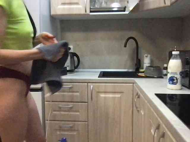 MilaBi-192569 webcam