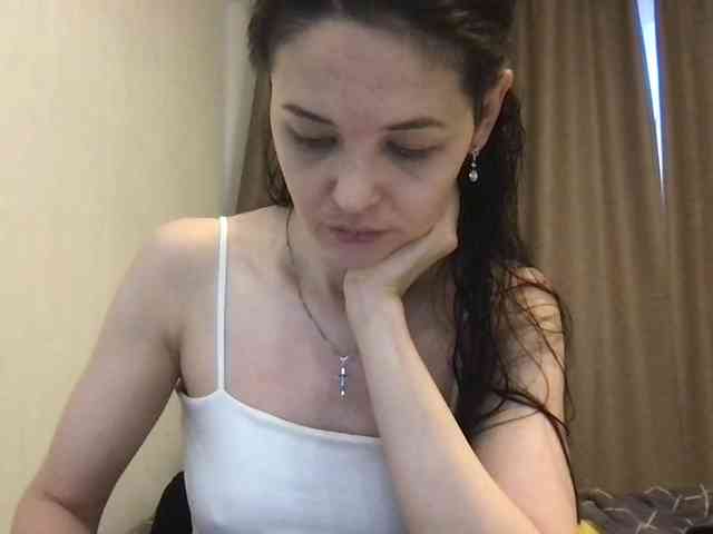 MilaBi-192569 webcam