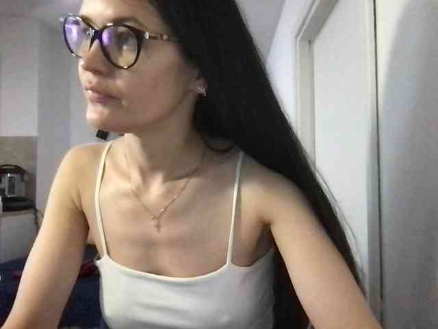 MilaBi-192569 webcam