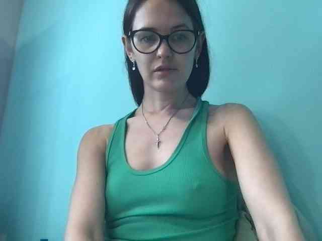 MilaBi-192569 webcam