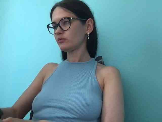 MilaBi-192569 webcam