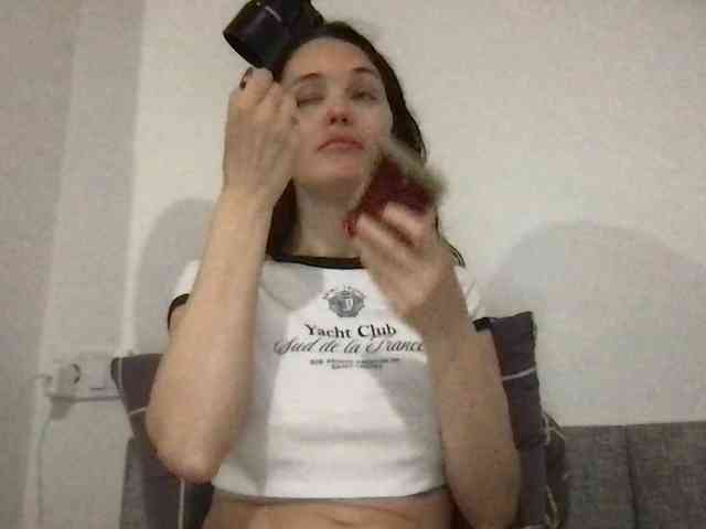 MilaBi-192569 webcam