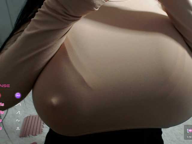 LinettAbsolut's BongaCams show and profile