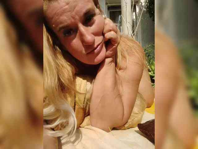 NATASHA-5 webcam