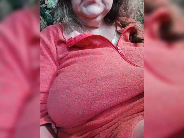 EmpressLady's BongaCams show and profile