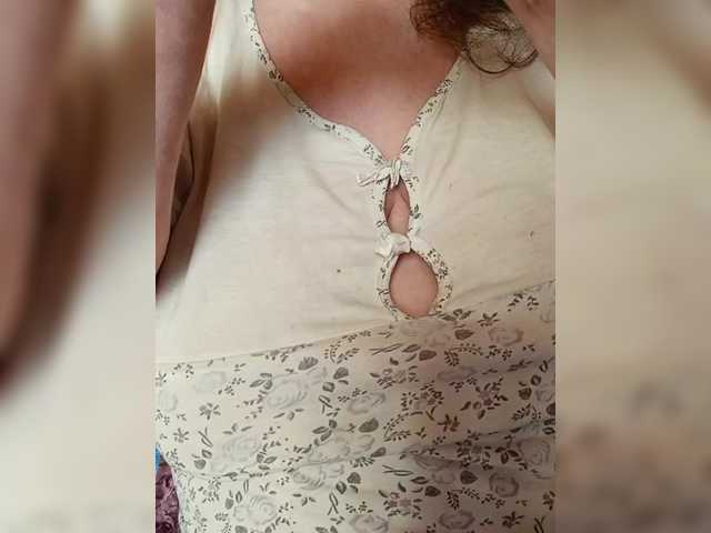 EmpressLady's BongaCams show and profile