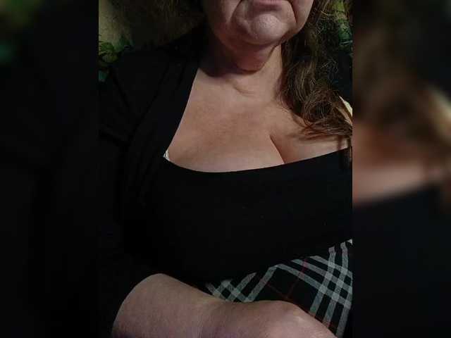 EmpressLady live cam profile