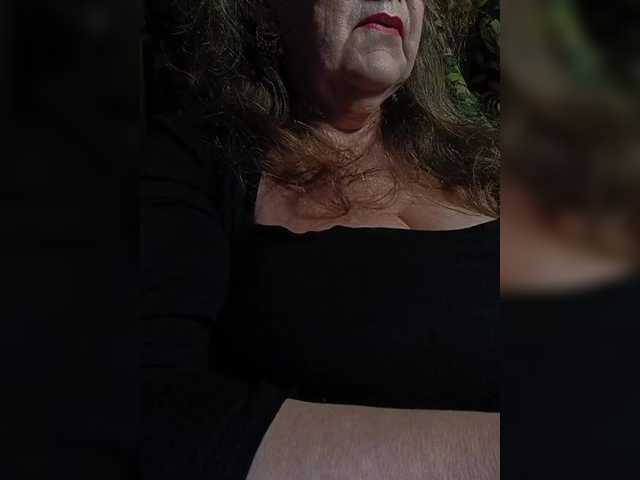 EmpressLady's BongaCams show and profile