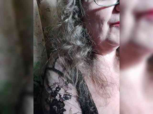 EmpressLady webcam