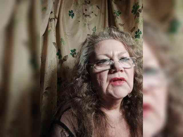 EmpressLady webcam
