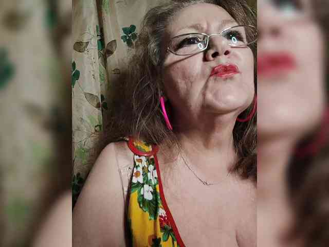 EmpressLady webcam