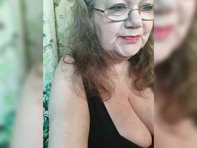 EmpressLady webcam