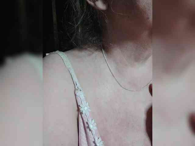 EmpressLady webcam