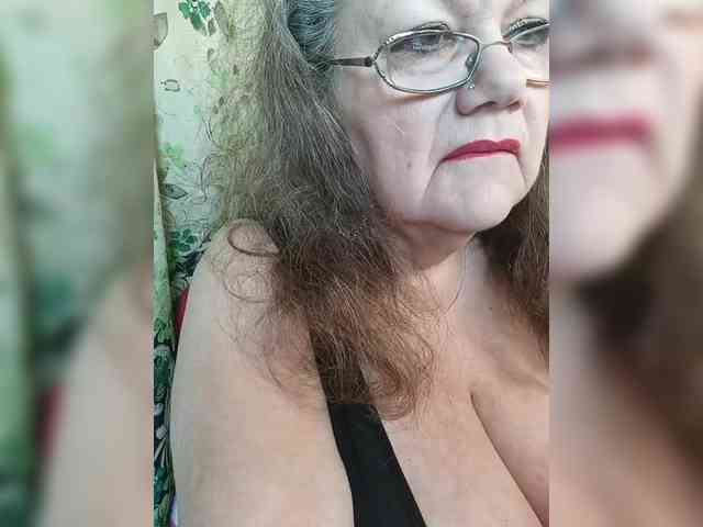 EmpressLady webcam