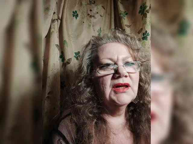 EmpressLady webcam