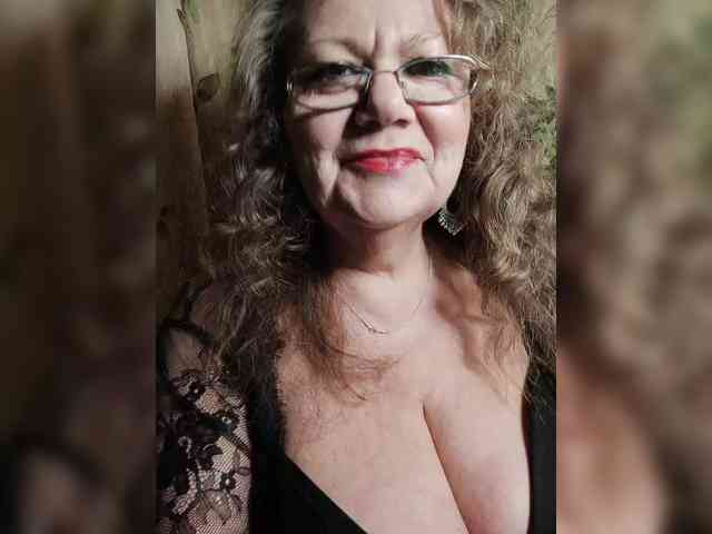 EmpressLady webcam
