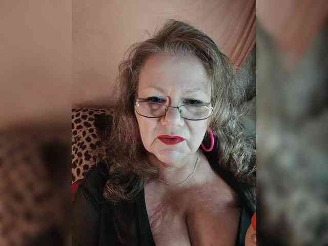 EmpressLady webcam