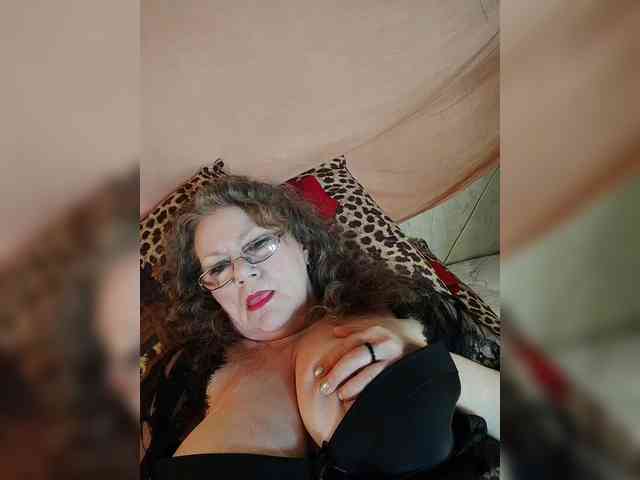 EmpressLady webcam
