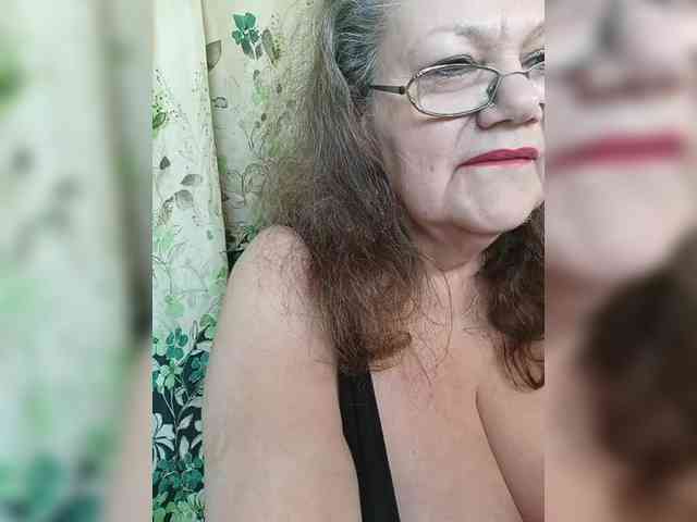 EmpressLady webcam