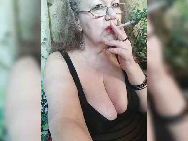EmpressLady webcam