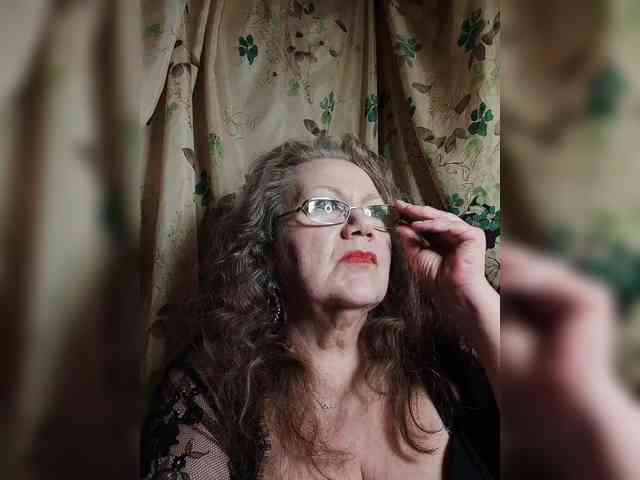 EmpressLady webcam