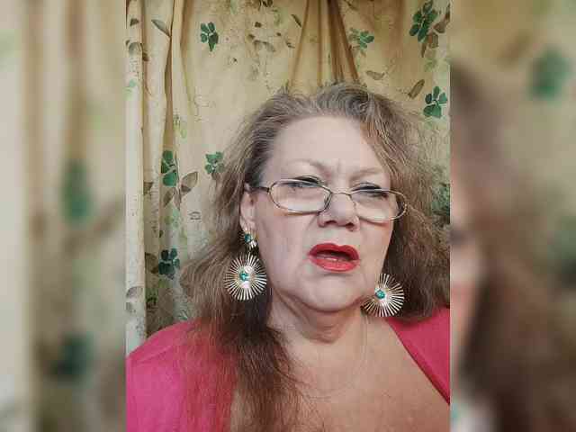 EmpressLady webcam