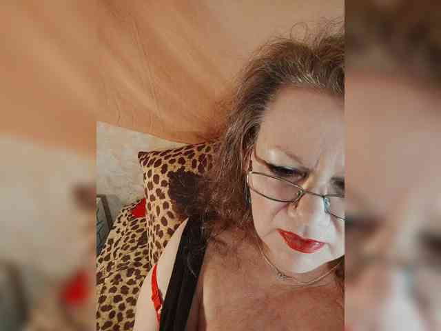 EmpressLady webcam