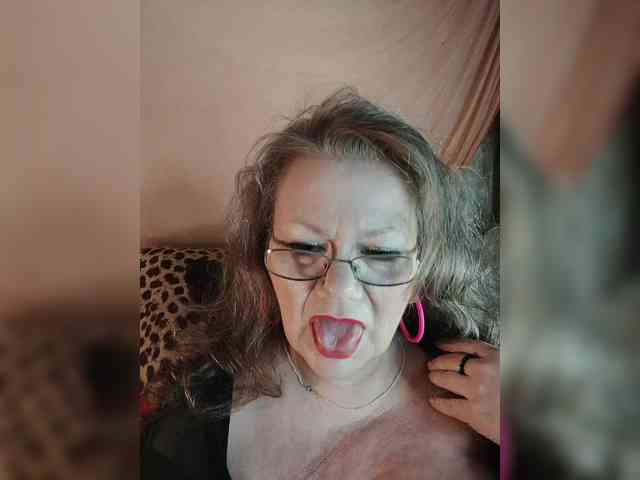 EmpressLady webcam