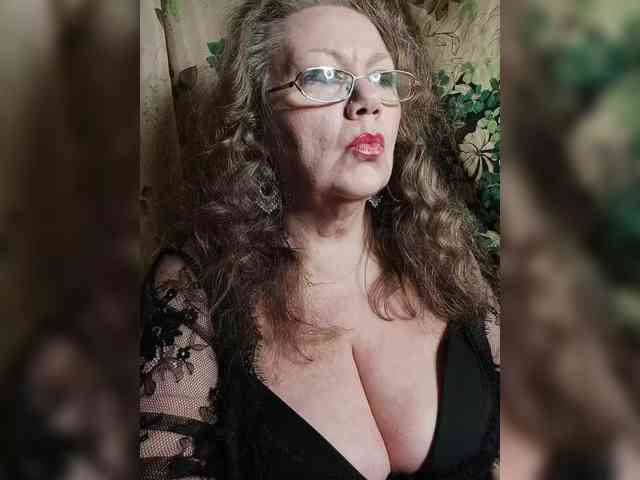 EmpressLady webcam
